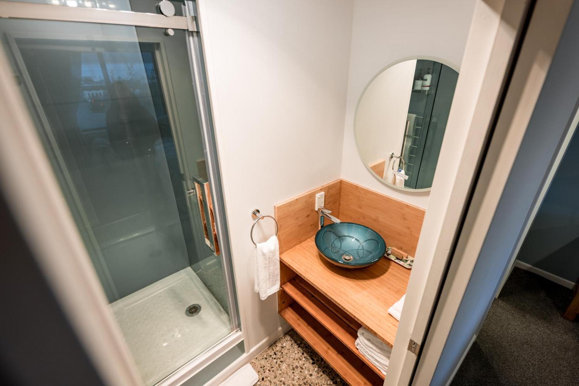 Magnificent Apartment With Great Views! Queenstown Buitenkant foto